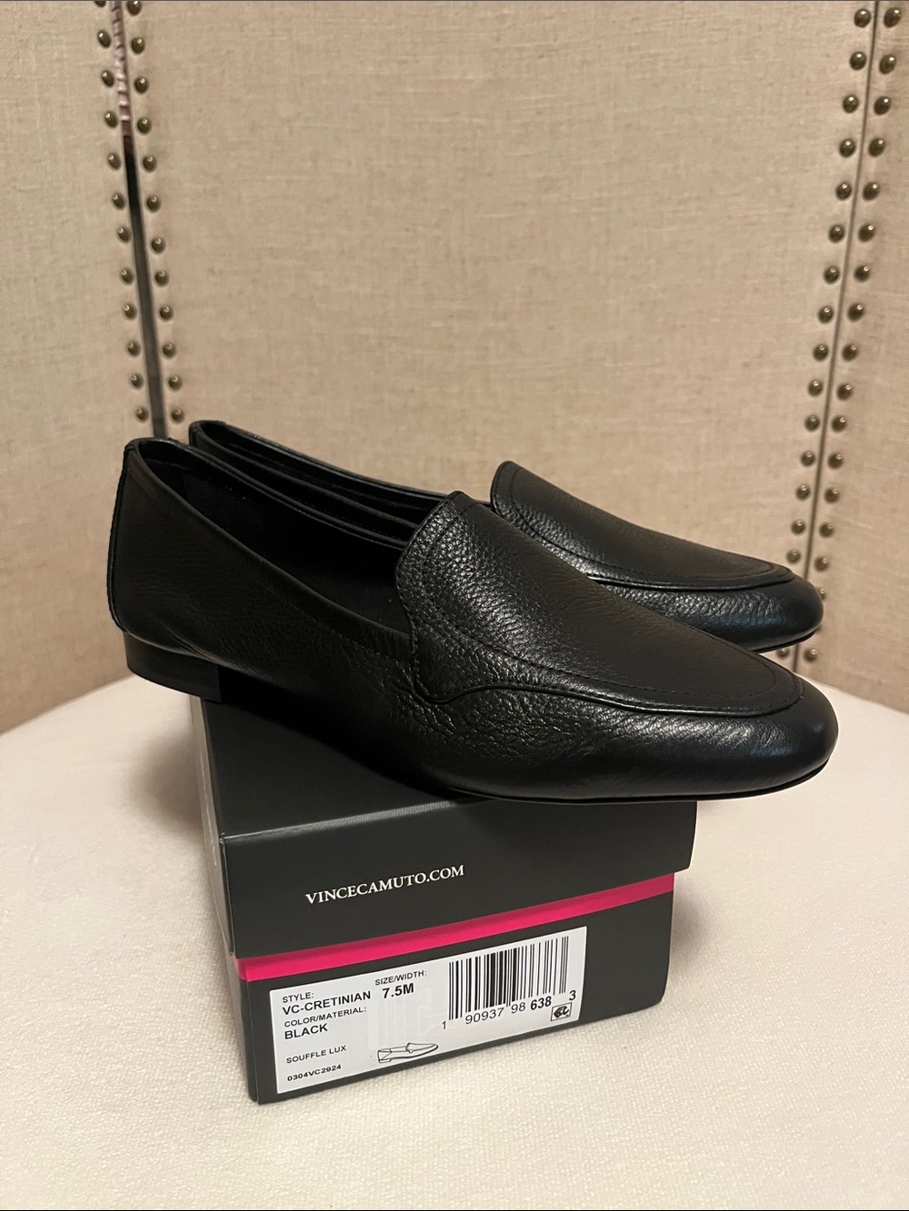 Vince camuto women’s leather flats size 7.5